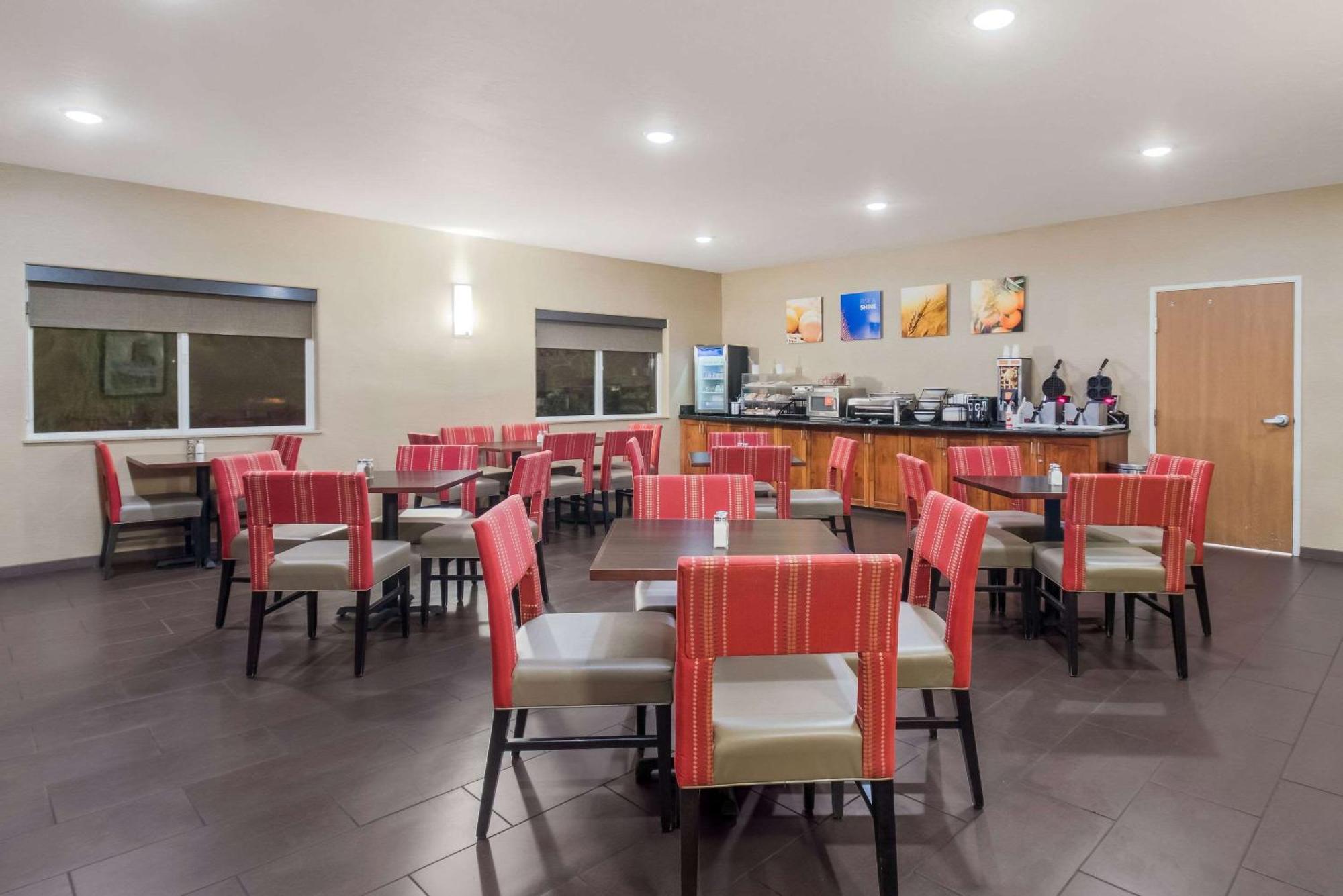 Comfort Inn Форт-Морган Экстерьер фото